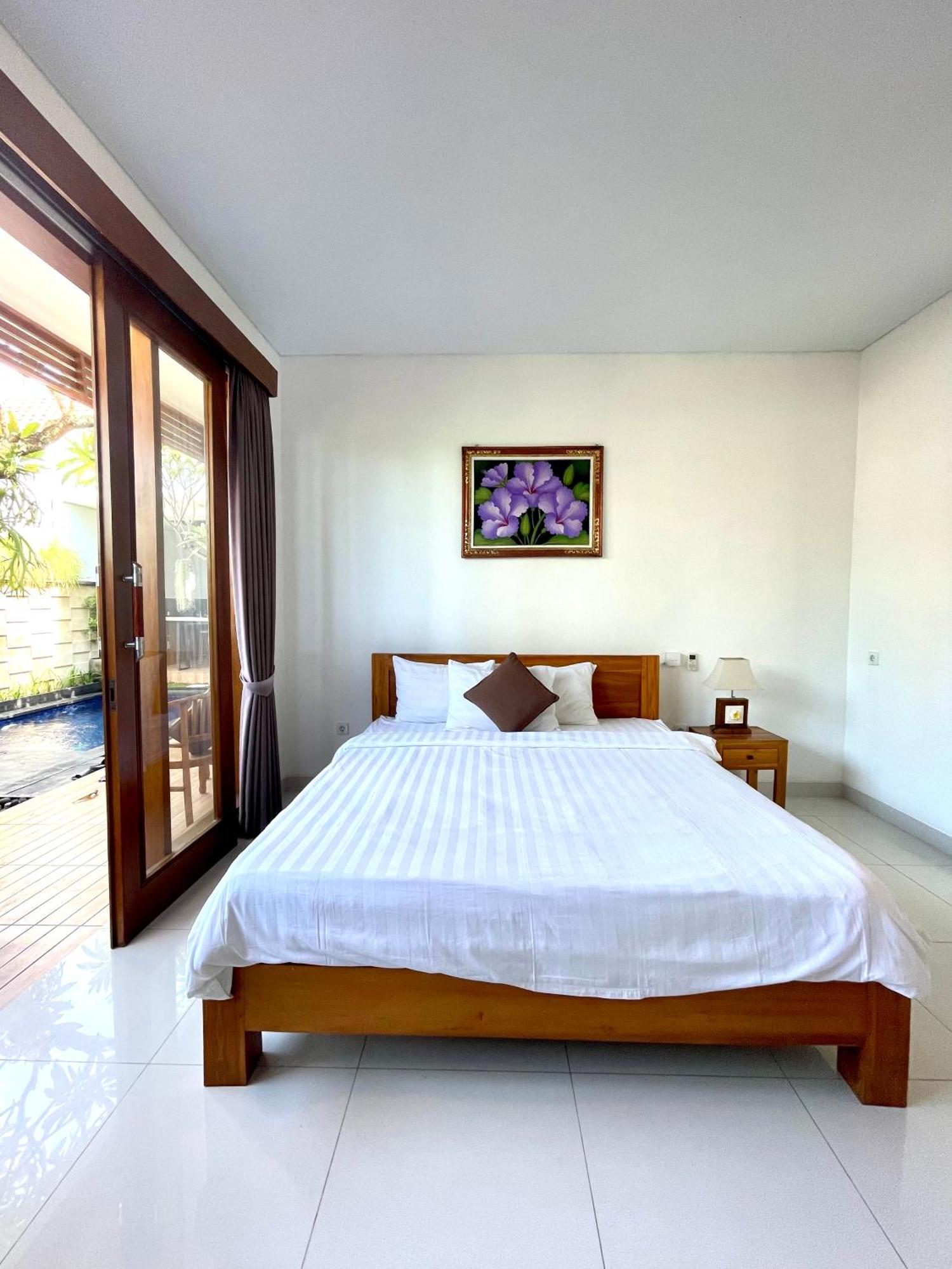 Bali Ayu Pool Villa Canggu